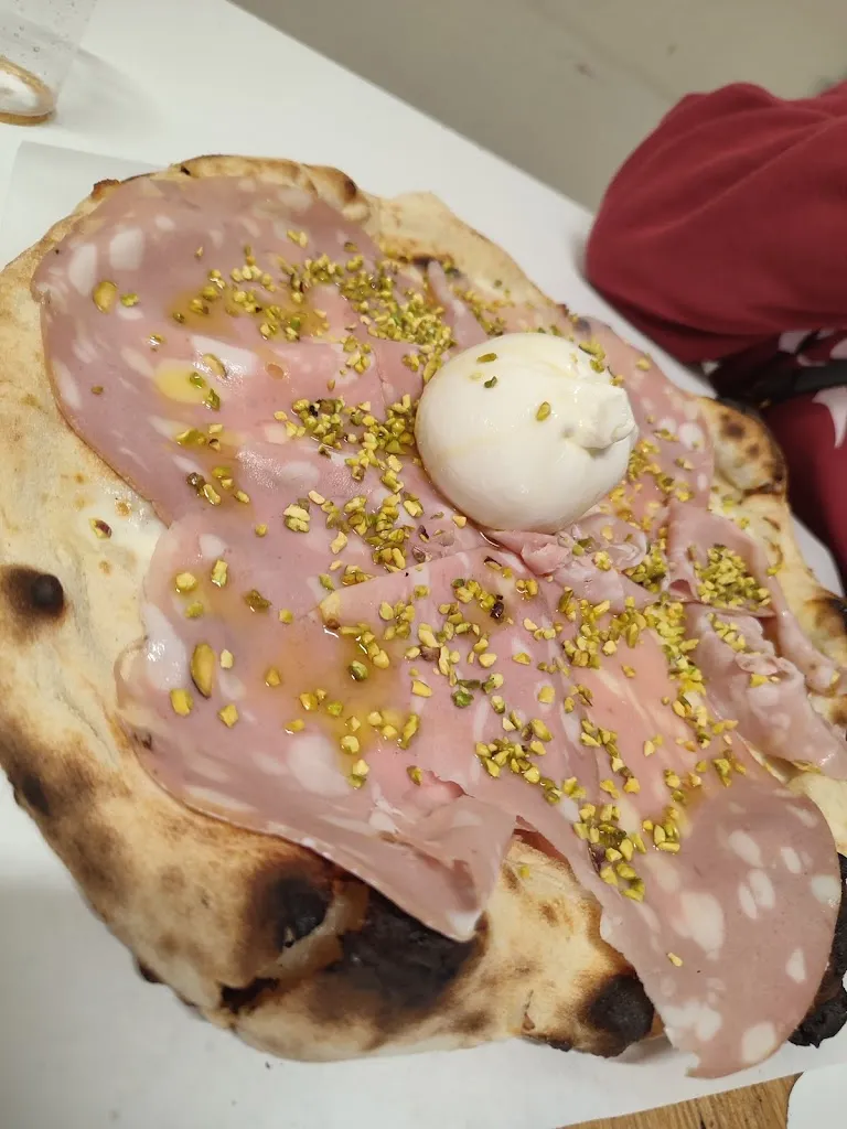 Manuel Puddu_More Pizza Castellarano_Castellarano_review