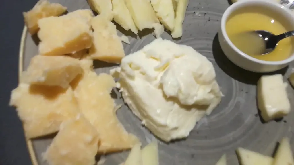 Leon d'Oro Tortelloneria_Castellarano_slider_image_2