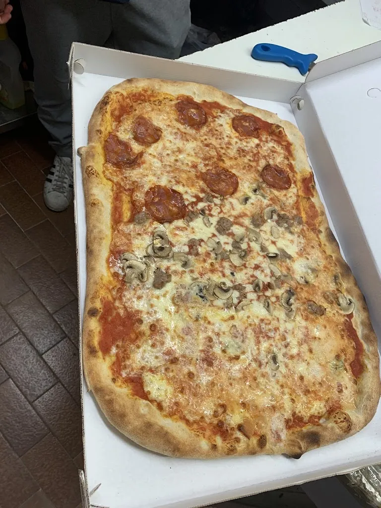 Menu_Nuovo Mondo Pizza_Castellarano_image_7