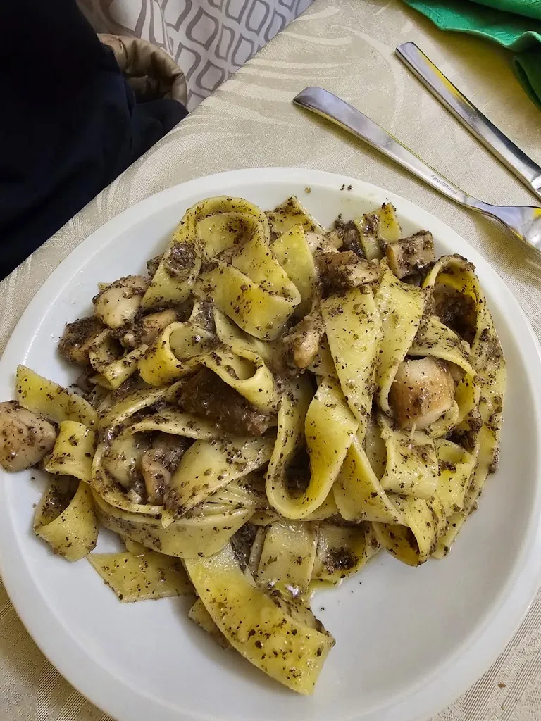 Elisa Piva_L'archetto_Ovindoli_review