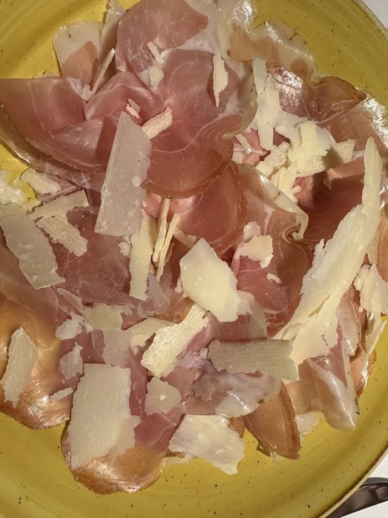 Lorenzo B_La Contea di Montale_Castelnuovo Rangone_review