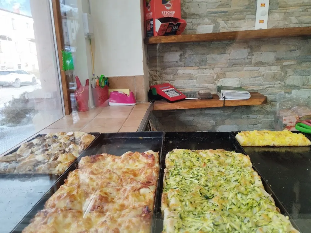 🍕 Pizza al taglio da Floriana_Ovindoli_slider_image_3