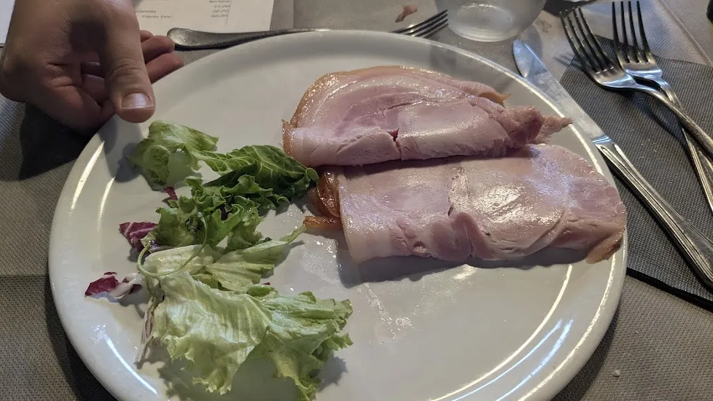 Alessio Verzelloni_Foresteria San Benedetto_Castelnovo ne'Monti_review