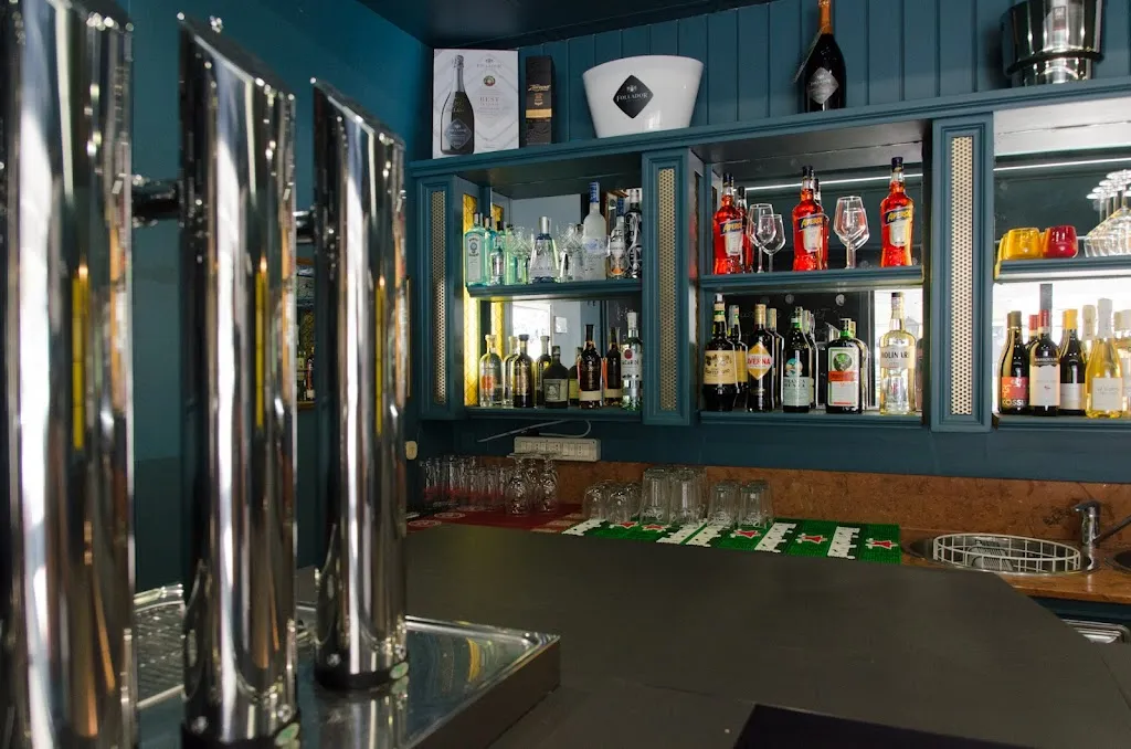 Bar 351_Castelnovo ne'Monti_slider_image_3