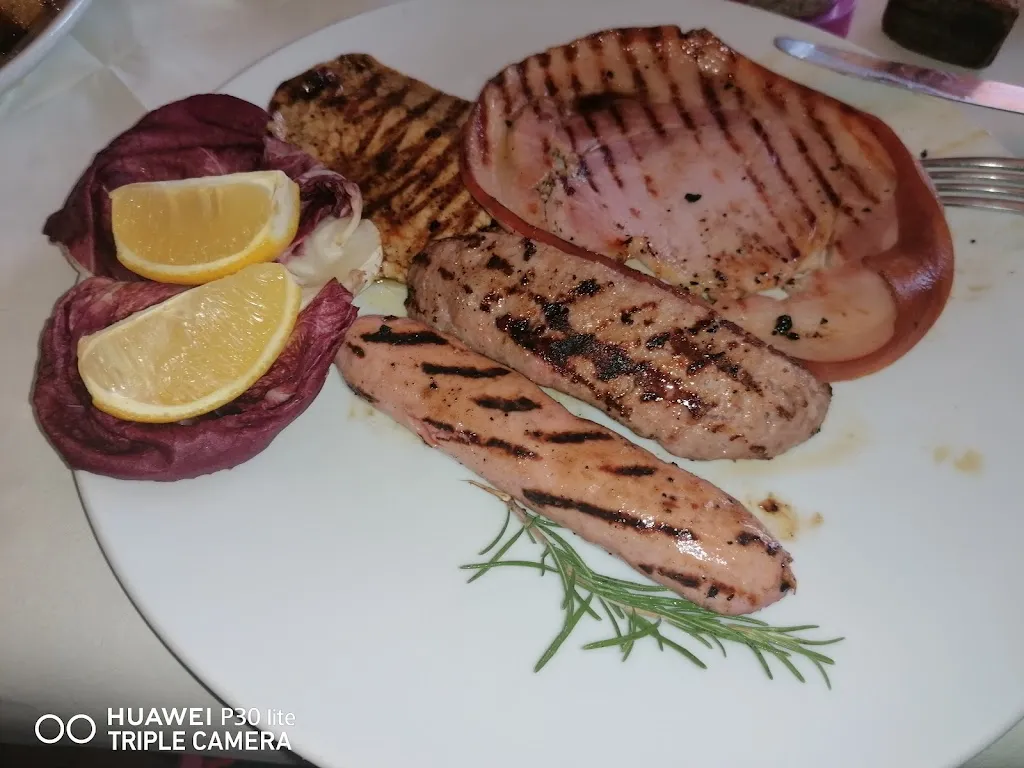 Freng Freng_Bar Trattoria Da Monique_Castelnovo ne'Monti_review