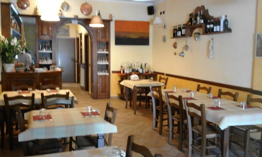 Osteria Del Gusto da Ted restaurant in Castelnovo ne'Monti
