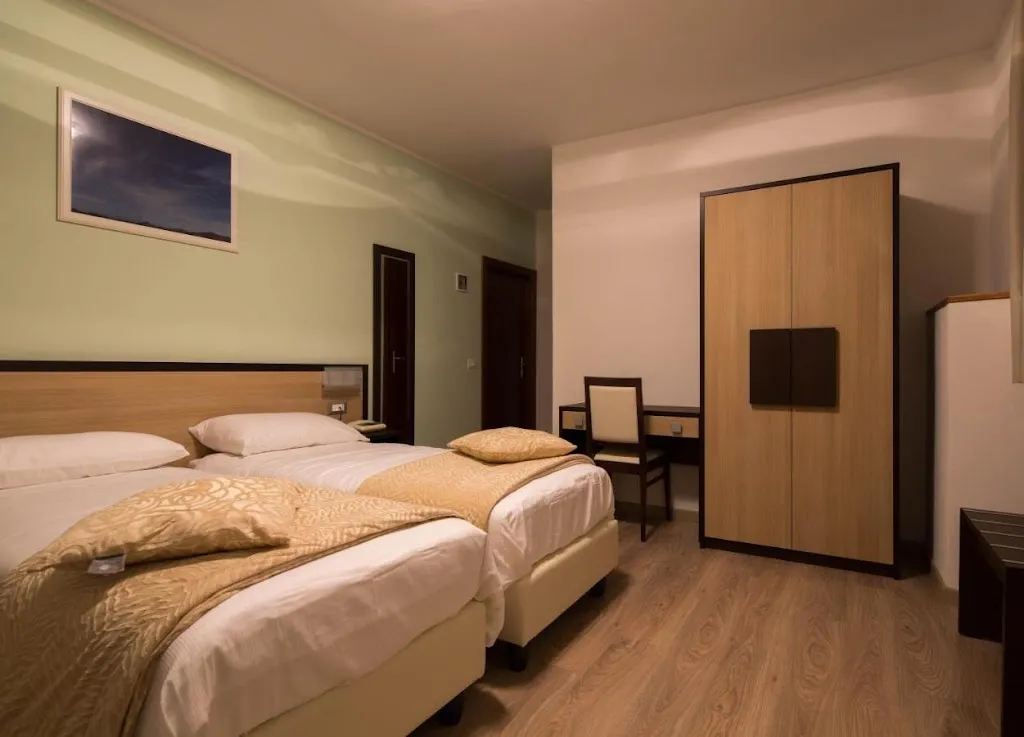 Albergo Ristorante Bismantova_Castelnovo ne'Monti_slider_image_1