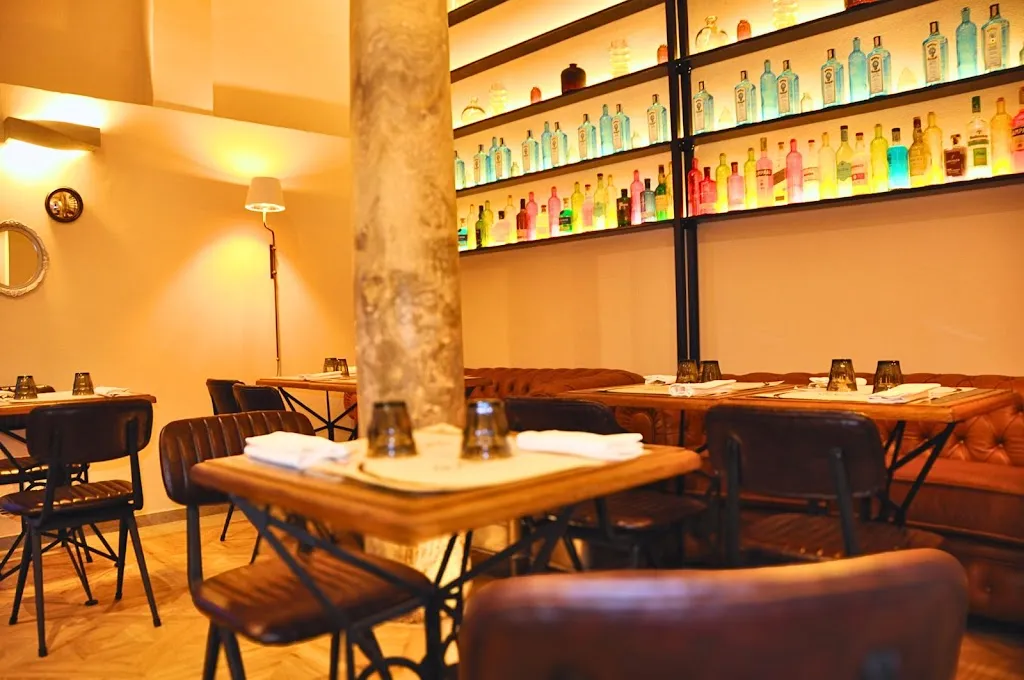 Cento Bistrot restaurant in Cento