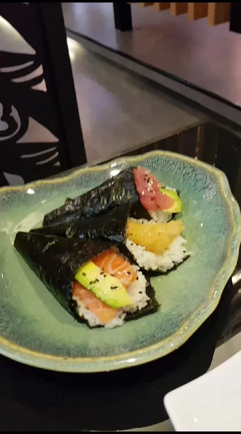 Dajana Moretti_IZUSEN_Cento_review