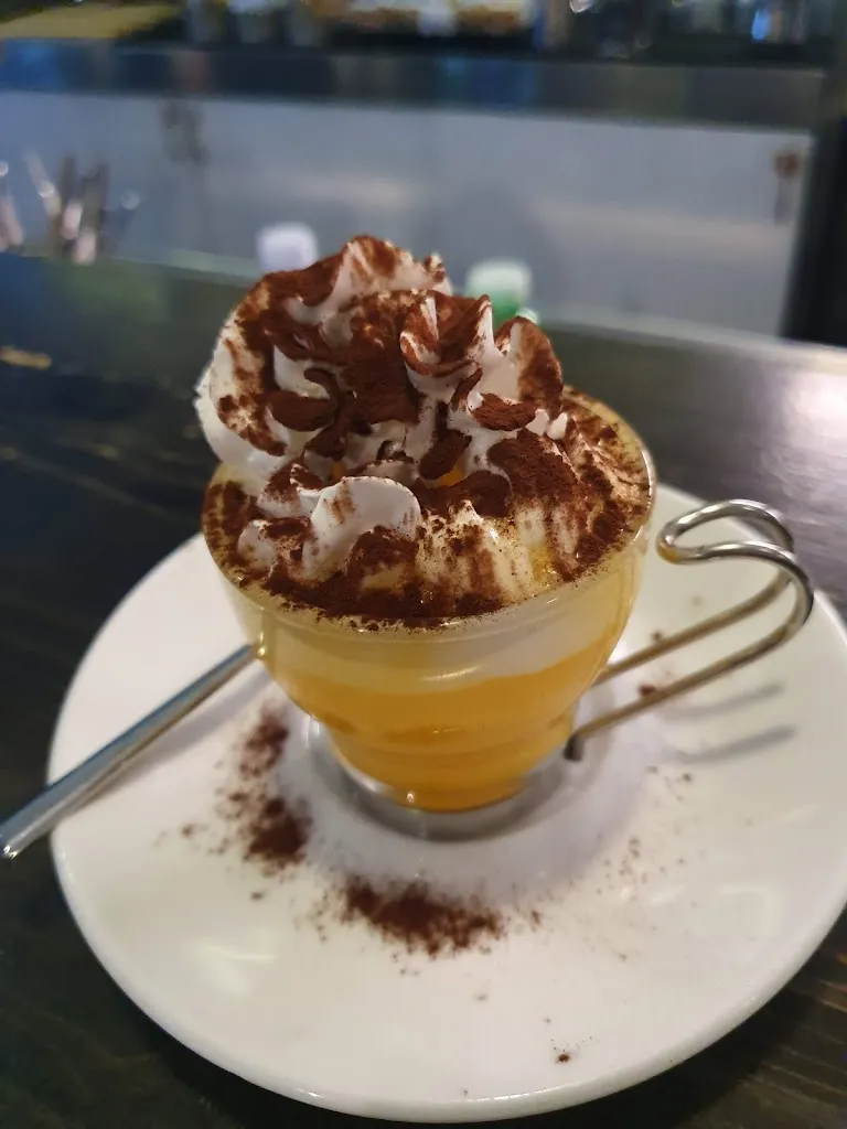 Fascino Cafè - Bar Ristorante_Cento_slider_image_2