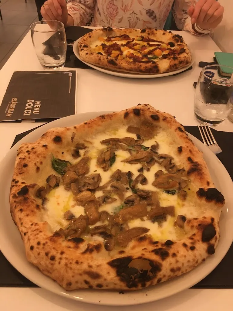 Tomas Cherry_My Dream Pizzeria_Castenaso_review
