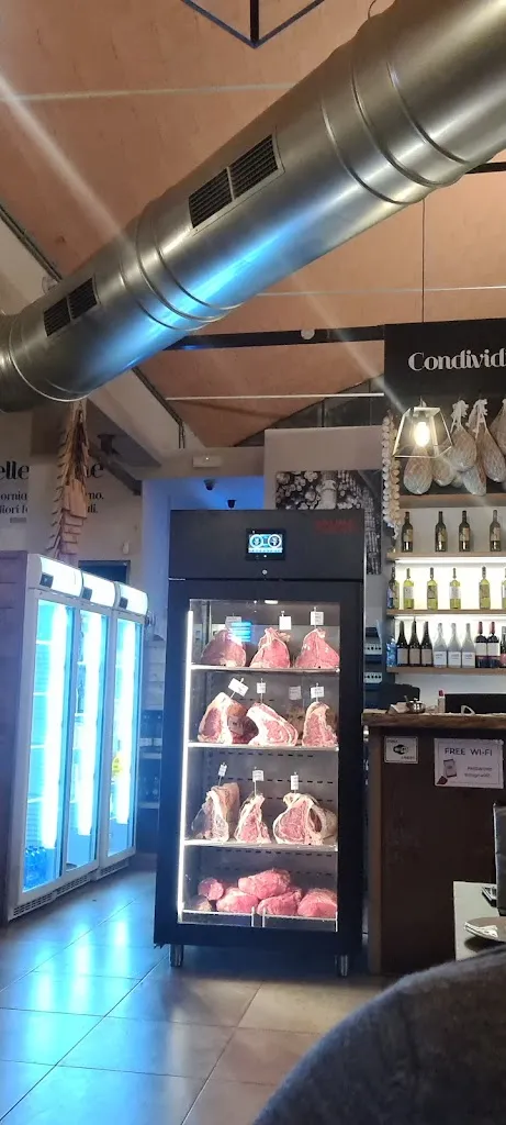 Mario Cavallo_051 Braceria Villanova_Castenaso_review