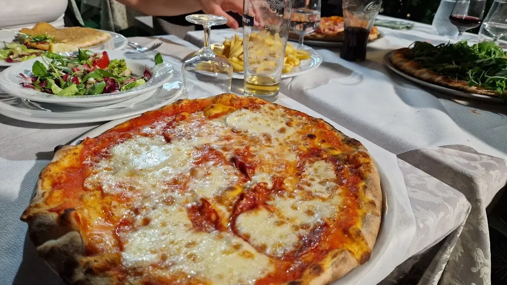 Matt Graves_Ristorante Pizzeria Due Cavalli_Castenaso_review