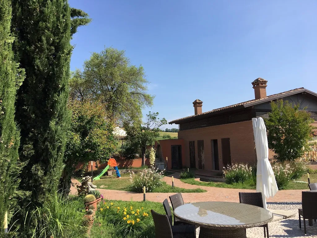 Farmhouse La Pecora Nera_Cerasolo_slider_image_1