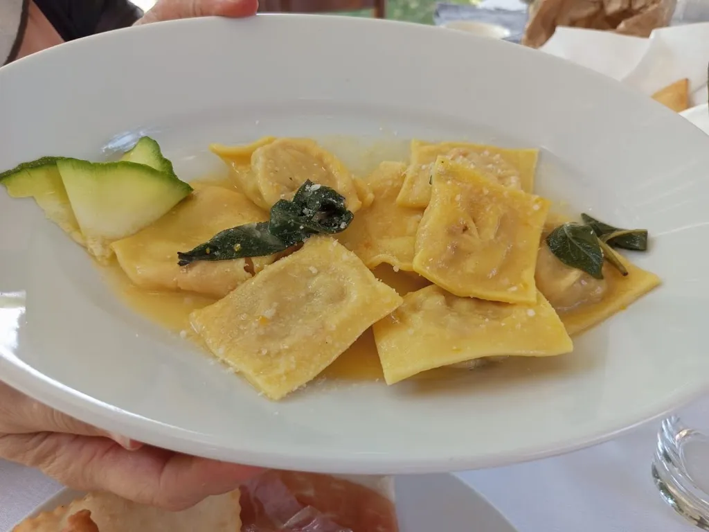 Il Voltone_Cavezzo_slider_image_3