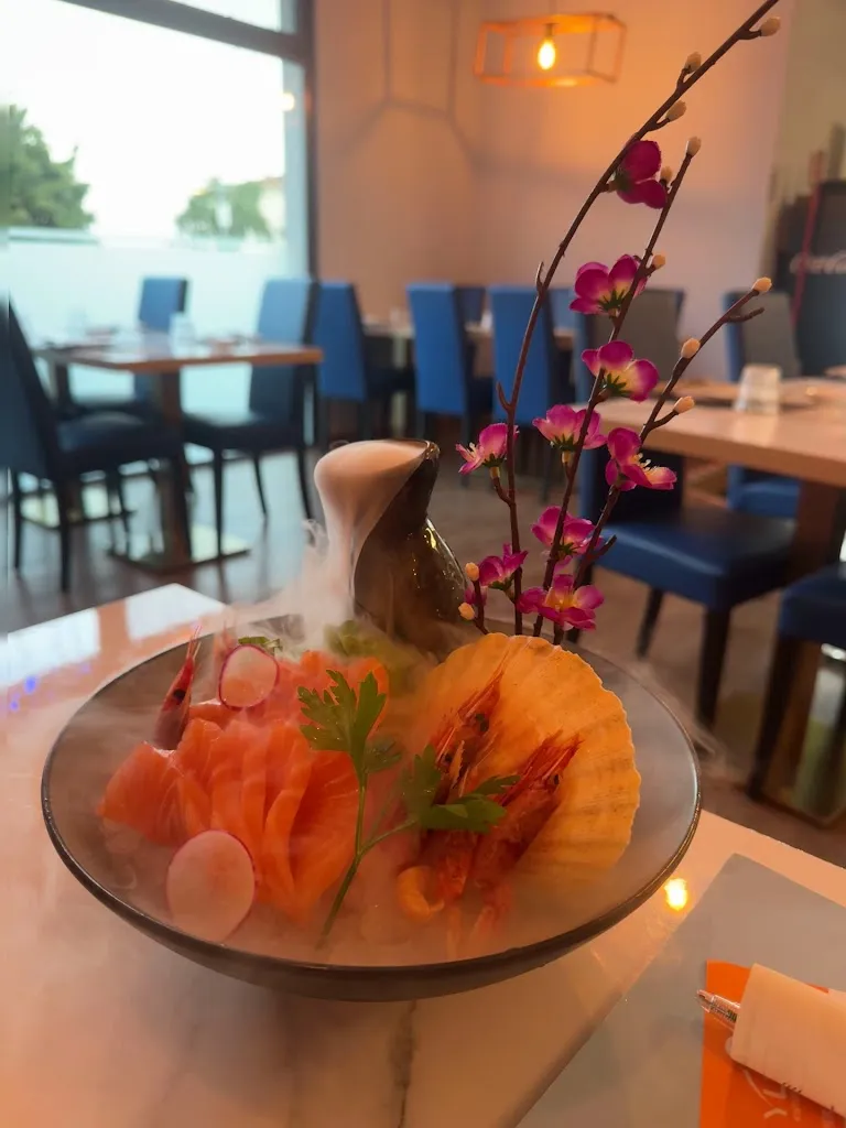 Mirko Razzaboni_Yummy sushi_Cavezzo_recensione