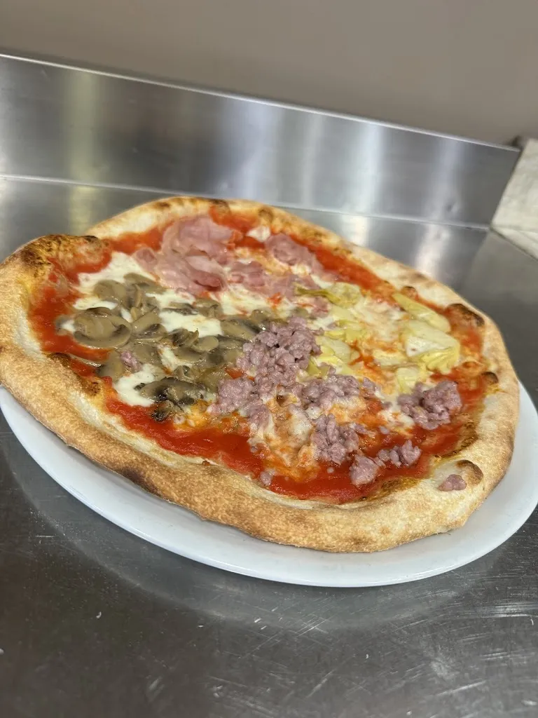 Menu_Pizzeria del centro_Ciano d'Enza_image_5