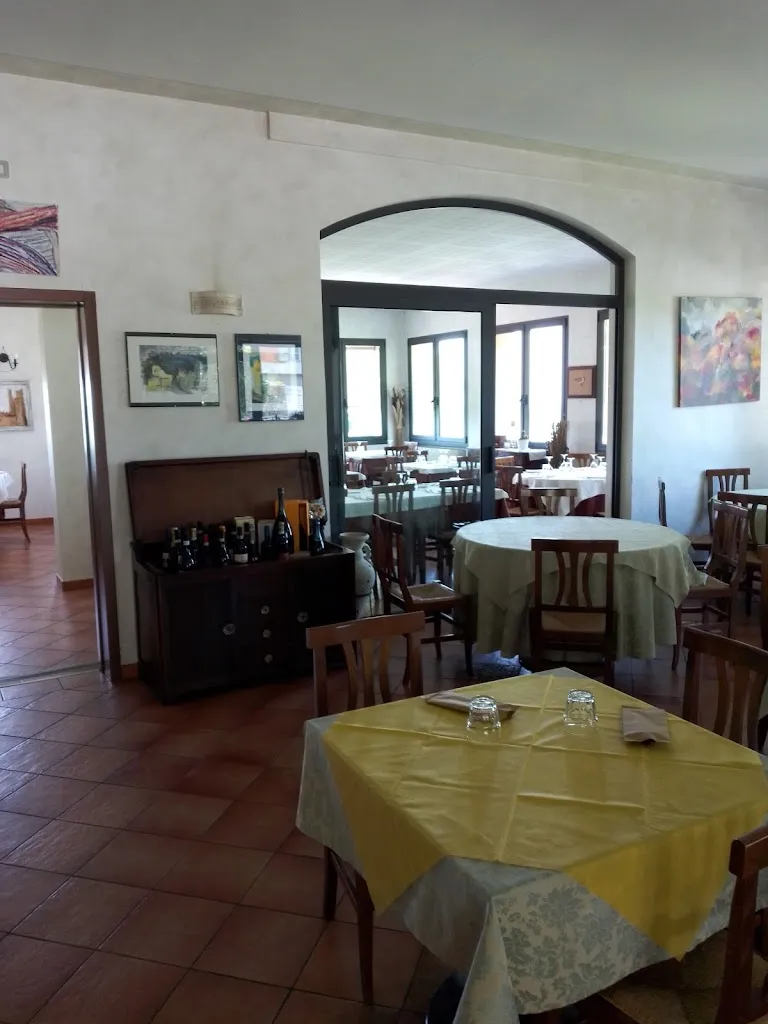 Trattoria Petrarca restaurant in Ciano d'Enza