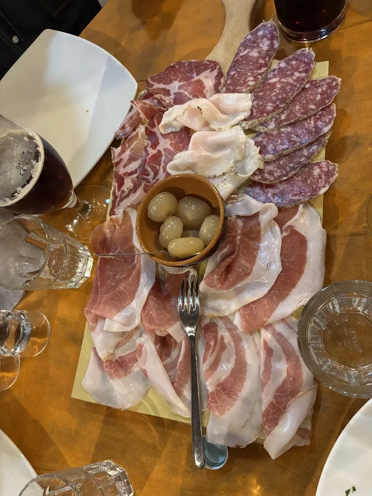 Lucrezia Calvi_RedLion San Polo_Ciano d'Enza_review