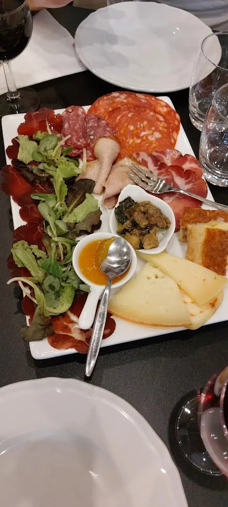 In Piazza_Ovindoli_slider_image_2