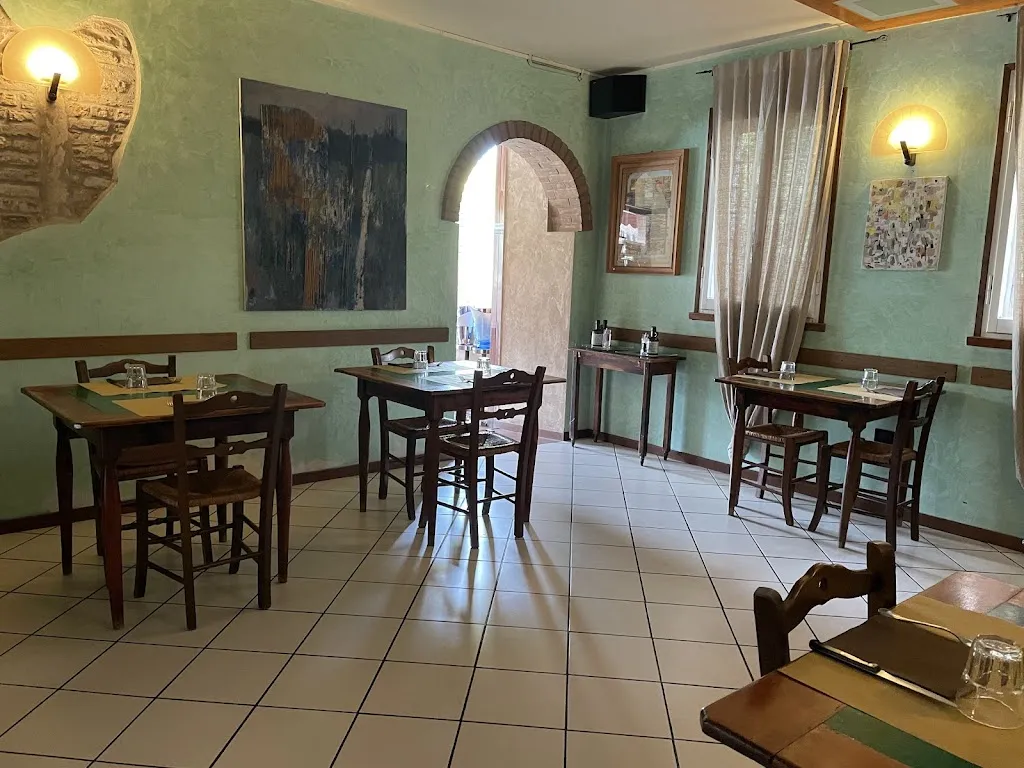 Ristorante Abbazia Pomposa restaurant in Codigoro