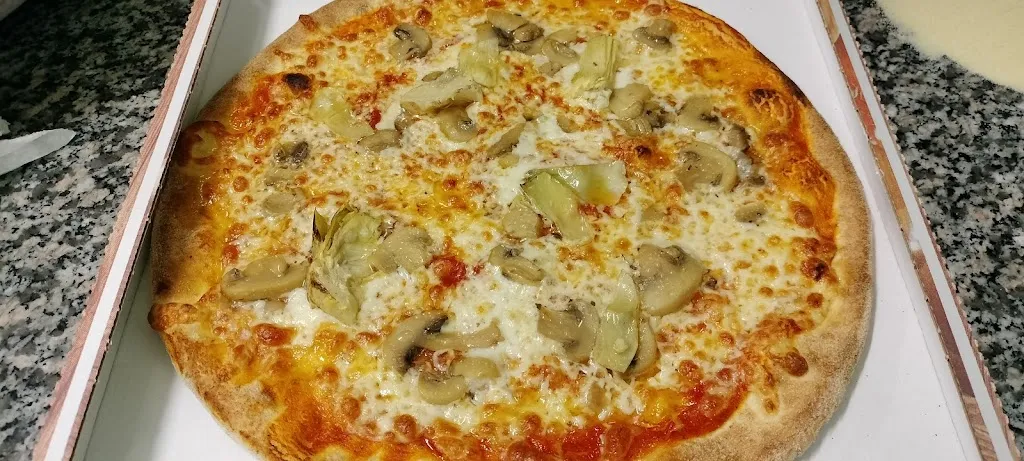 Menu_Best pizza @ kebab_Codigoro_image_5