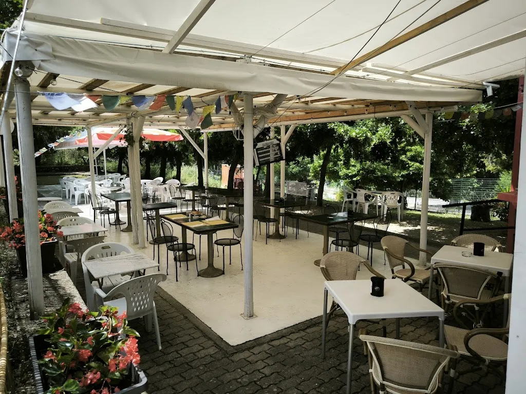 Chiringuito Blue restaurant in Pennadomo