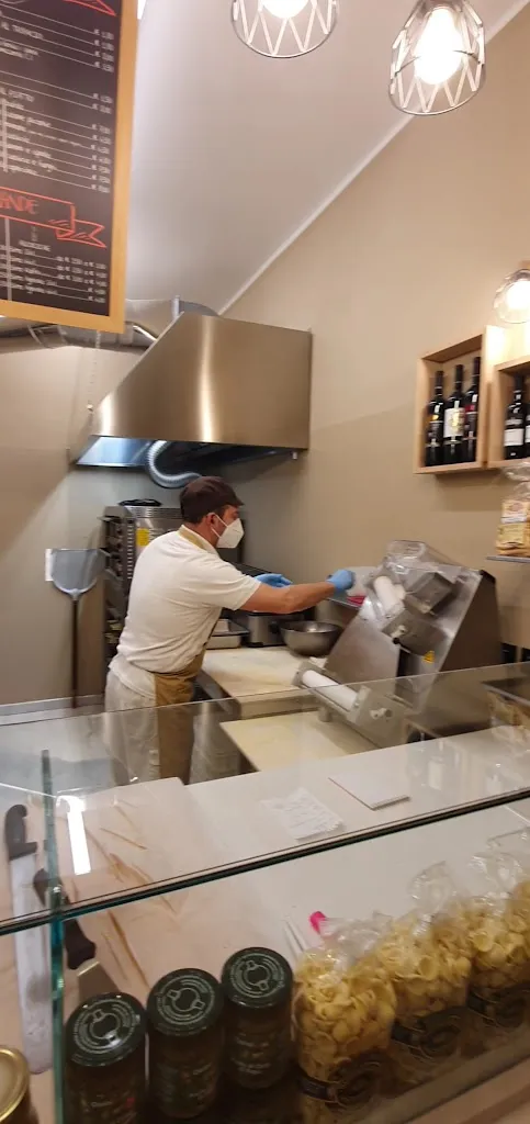 Focacceria Sfizi di Puglia_Cesena_slider_image_2