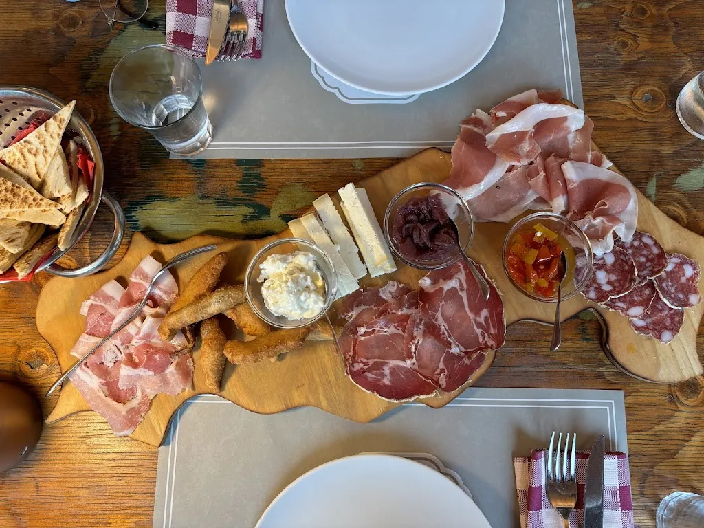 Aye Tocaimaza_Casa Savelli Cesena_Cesena_review