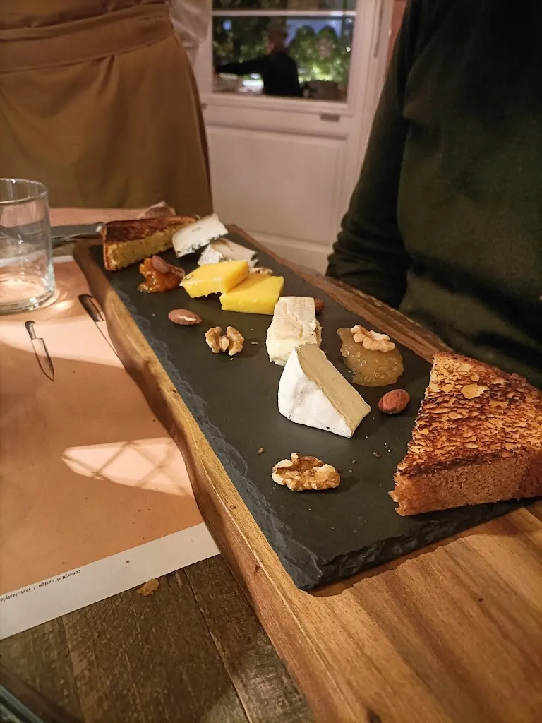 Giovanna Pezzella_Sasaràl_Cesena_review