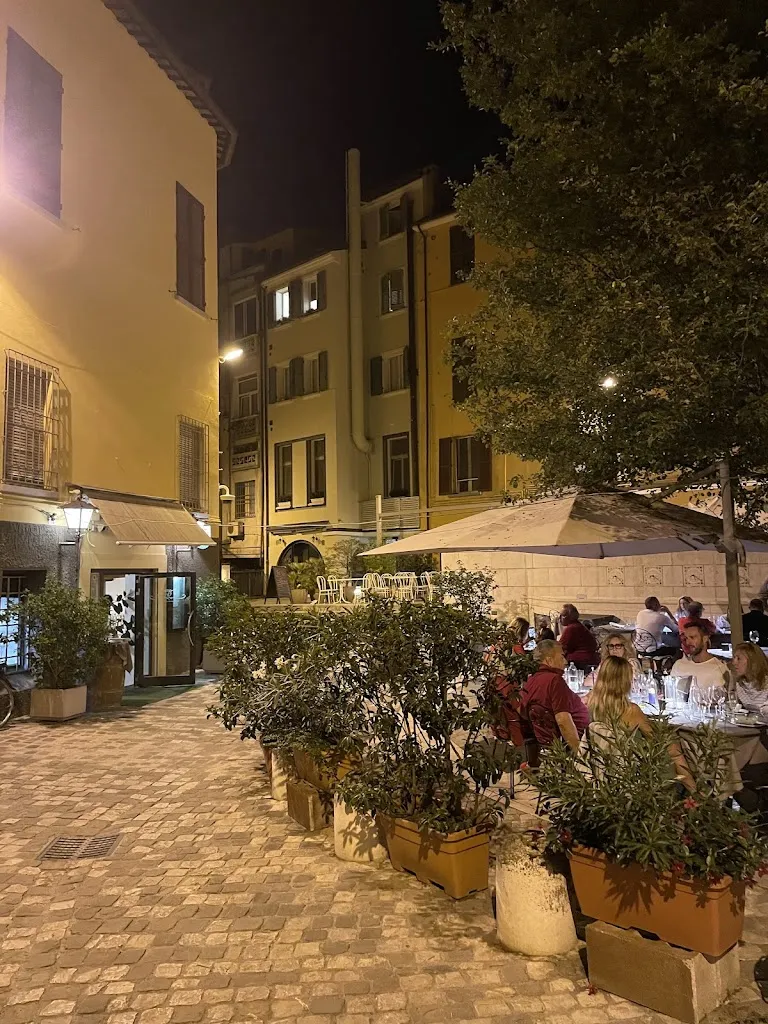 Pavlos Anastasi_BOULEVARD Wine Bar - Bistrot - Champagneria_Cesena_review