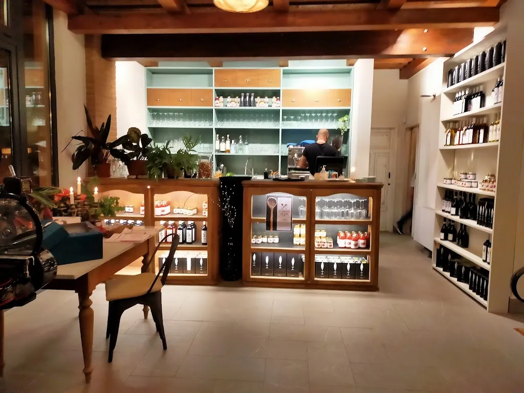 La Cantineria - un po' cantina, un po' osteria_Cesena_slider_image_1