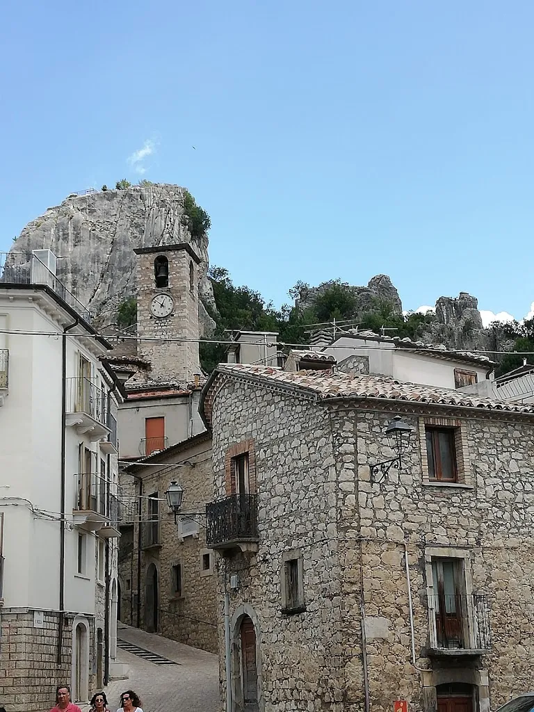 Bar Snack Di Mazurkiewicz Monika_Pennadomo_slider_image_2