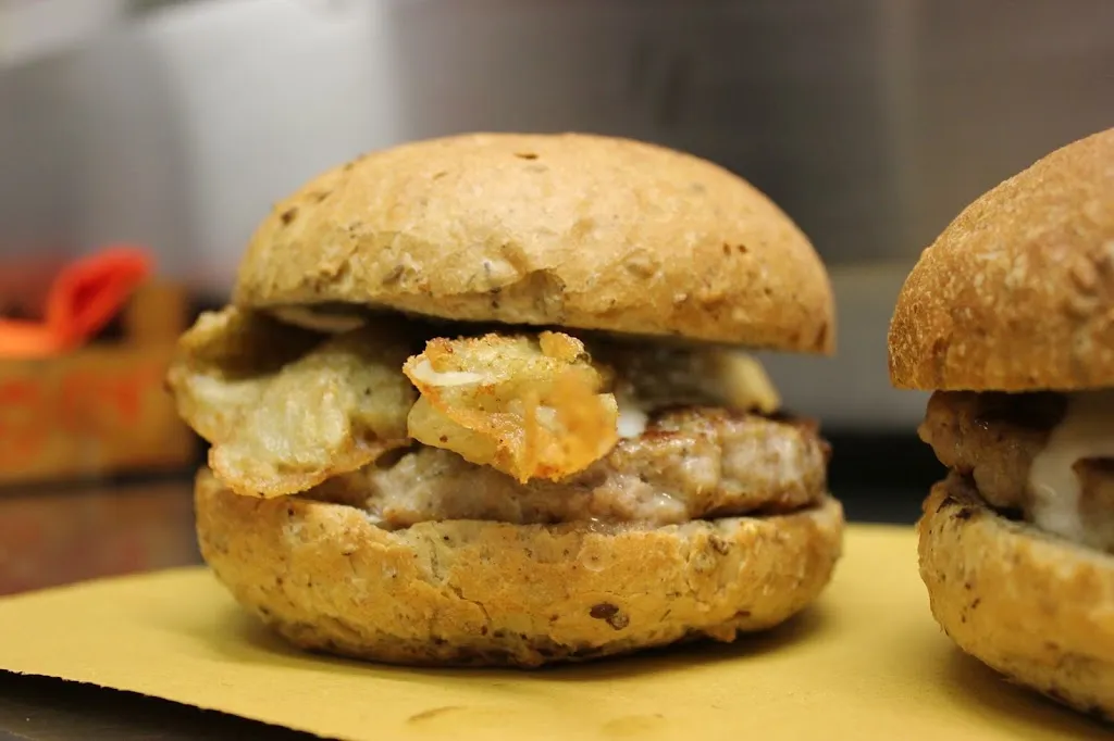 Eat Burger_Cesena_slider_image_2