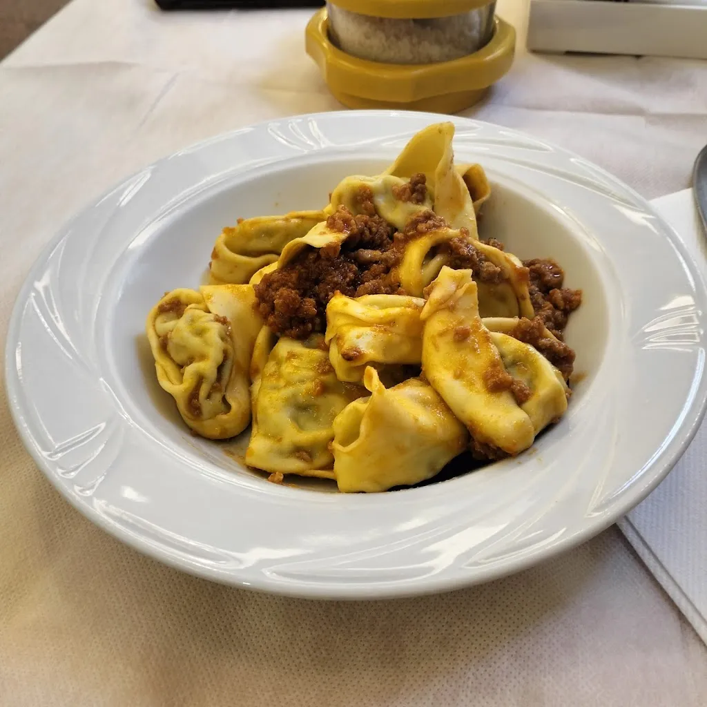 Tradizione Modenese da Stefani - Gastronomia con Degustazione e Trattoria_Colombaro_slider_image_3