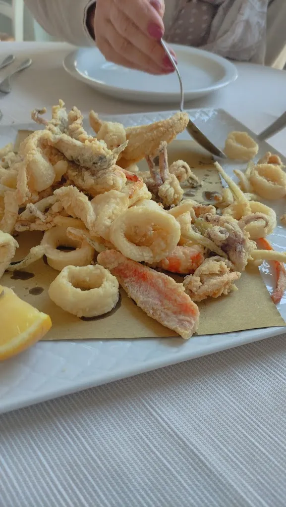 Daniele Drei_Attracco Ristorante di Pesce a Cesenatico_Cesenatico_review