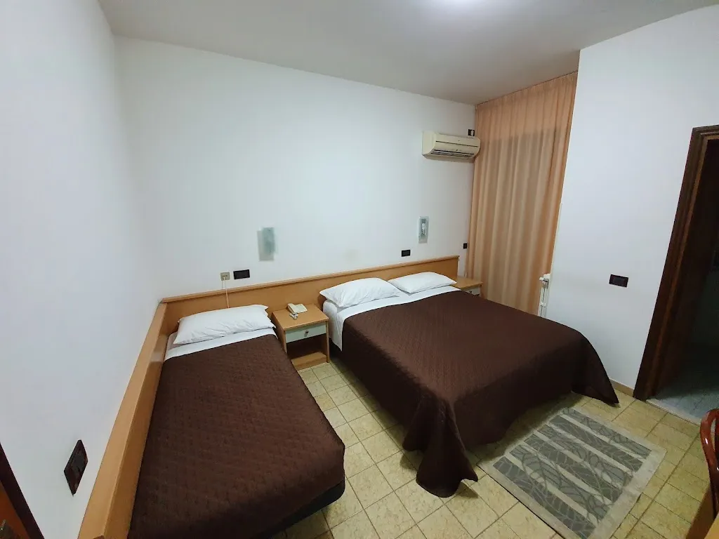 Albergo Ristorante Bar San Lorenzo_Penna Sant'Andrea_slider_image_1