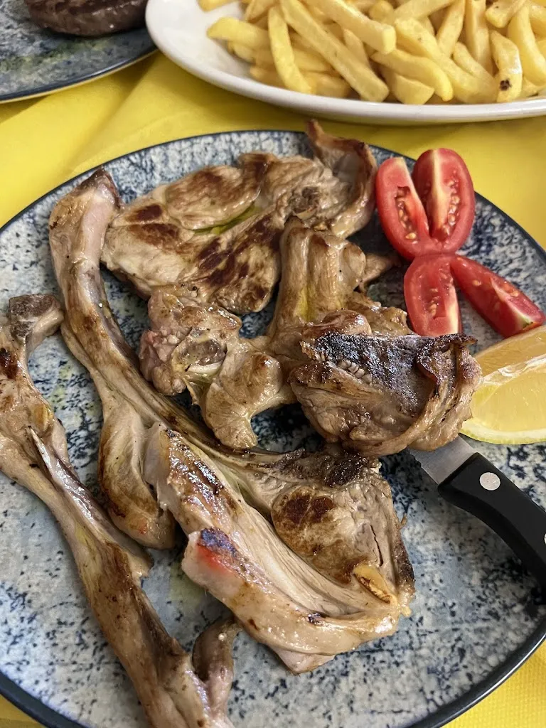 Francesco Carbone _Dea Maja Cafè - Osteria in Pietra_Pennapiedimonte_review