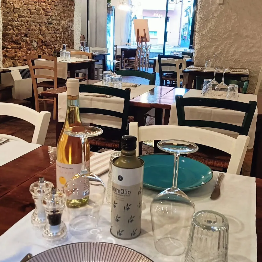 BAIARDI taverna restaurant in Cesenatico