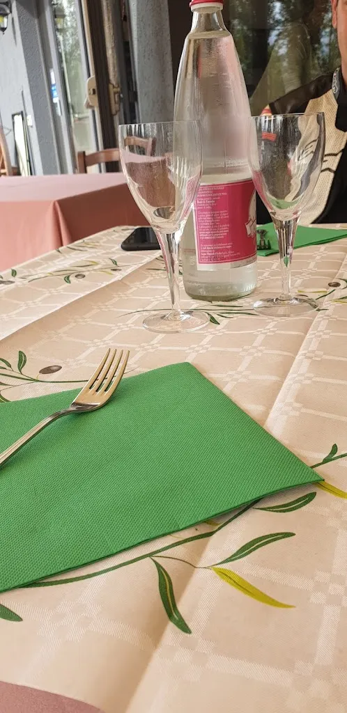 Elisa Belotti_Scarabeo Ristorante Pizzeria_Compiano_review