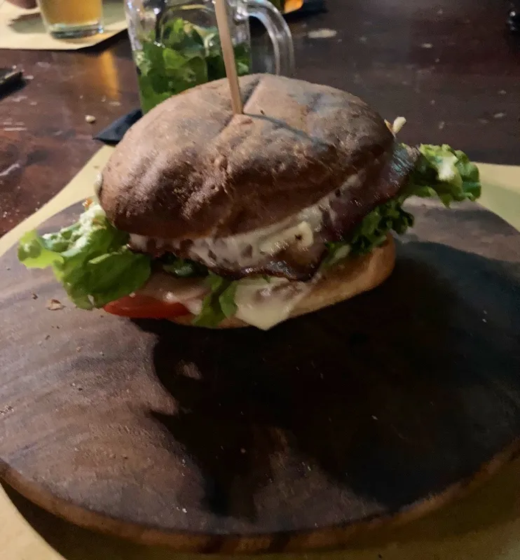 Aurélie Vns_Osteria del Vicolo Stretto Pub_Colorno_review