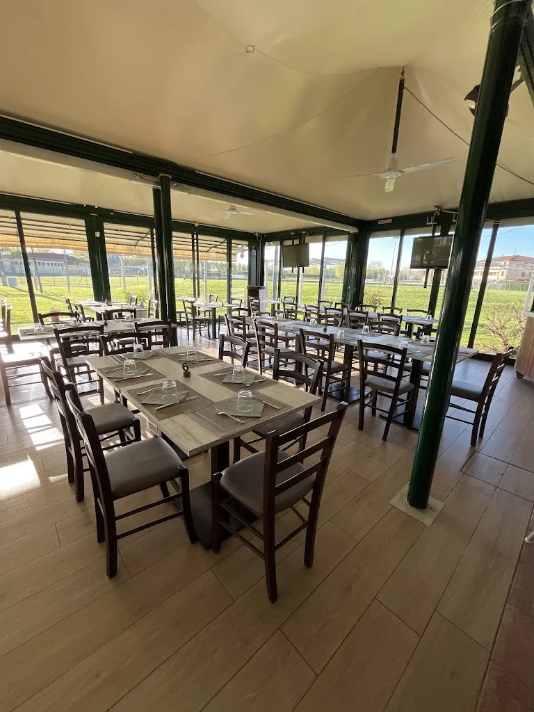 Laboratorio Undici 11 restaurant in Colorno