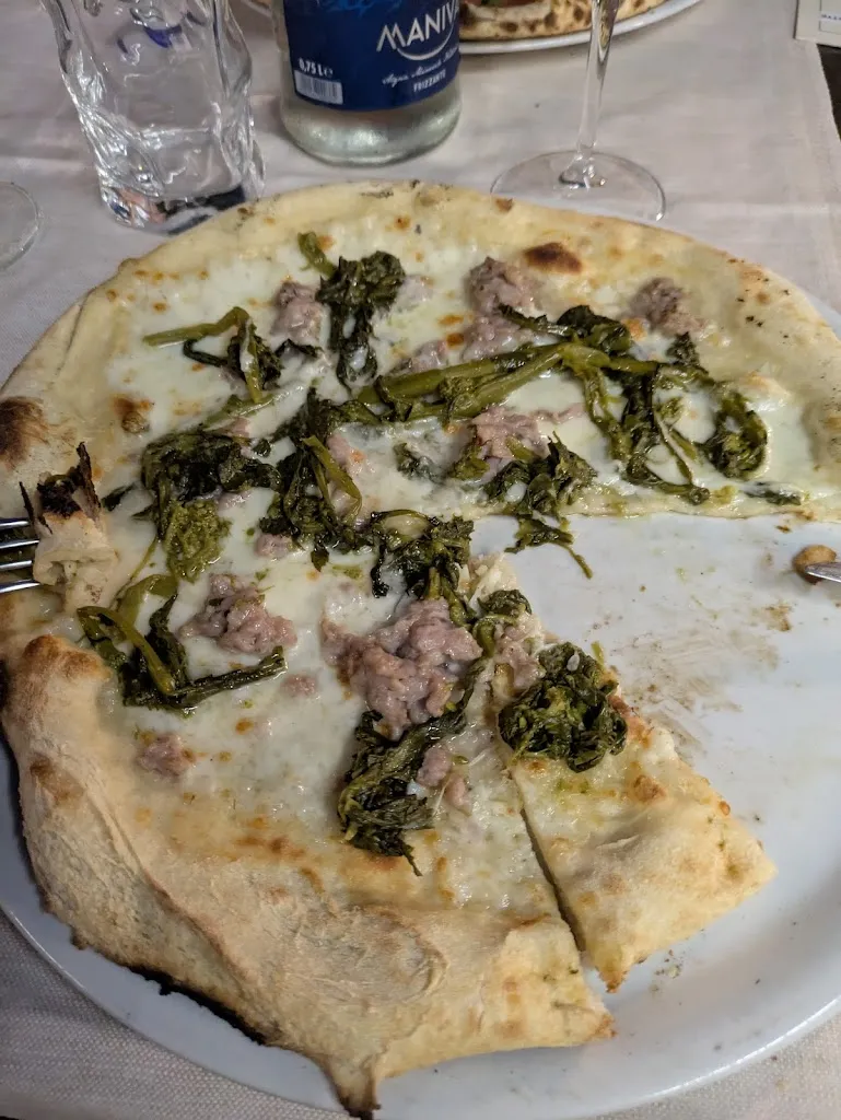 Pizzeria Fior di Pizza_Concordia sulla Secchia_slider_image_3