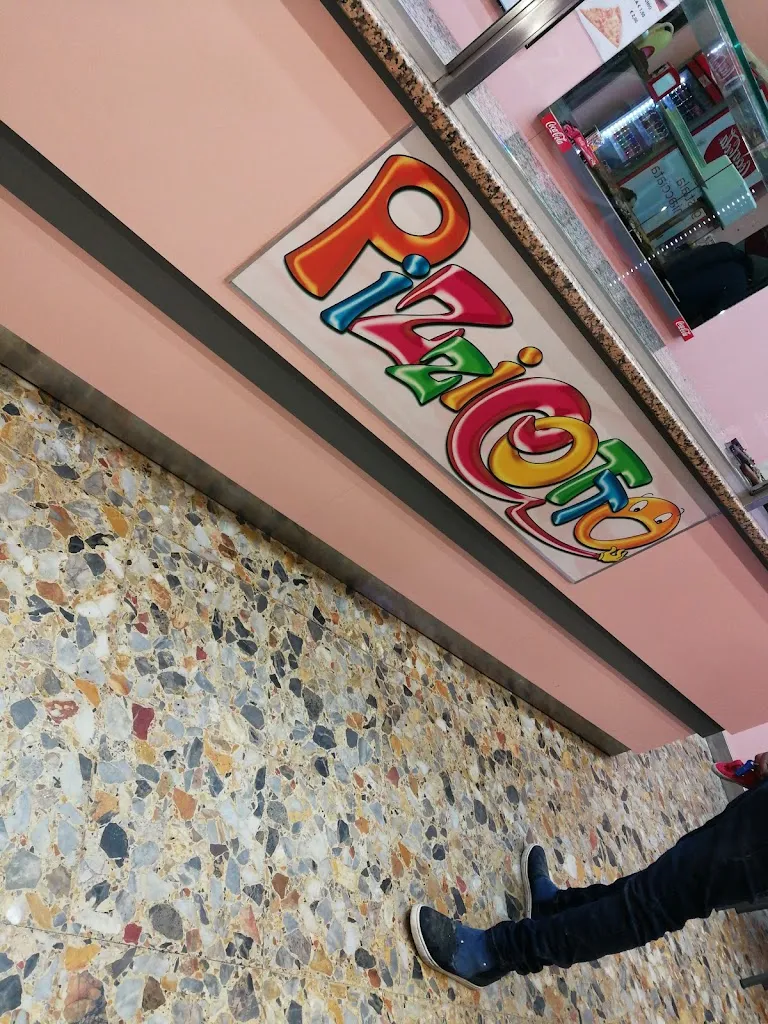 Pizzicotto Pizza Al Taglio Da Asporto Di Lavezzo Massimo restaurant in Concordia sulla Secchia