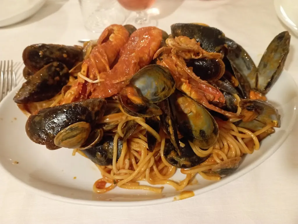 Ristorante Pizzeria Tre Pini_Copparo_slider_image_3