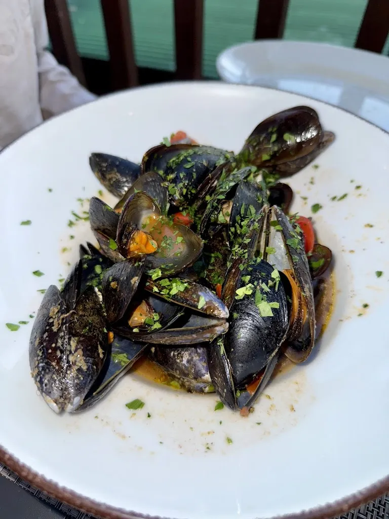 Chloe Scott_Ristorante La Posada_Corniglio_review