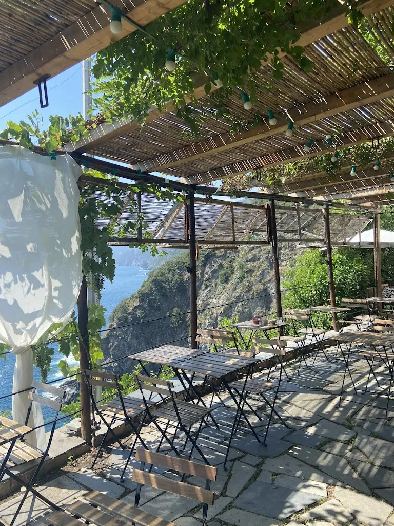 Petra Elo_Marina di Corniglia_Corniglio_recensione