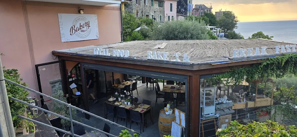 Ray V_Food And Sea Trattoria_Corniglio_review