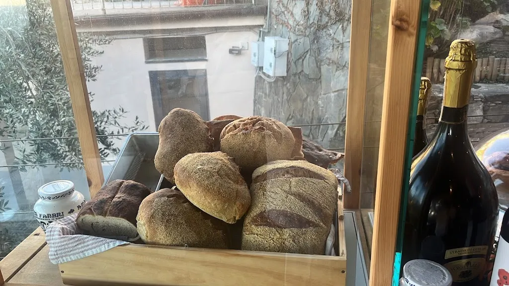 Food And Sea Trattoria_Corniglio_slider_image_1