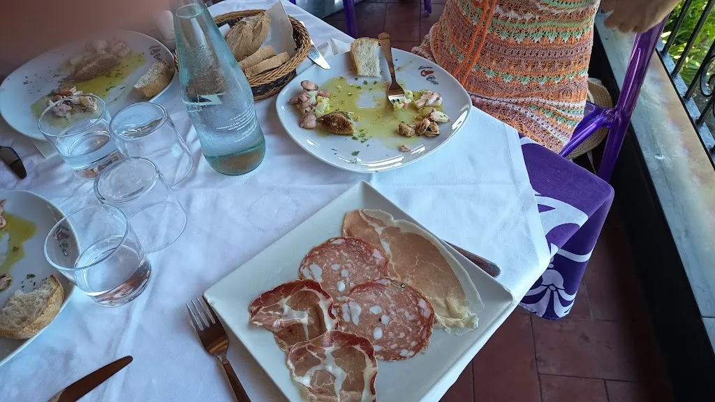 Andreas Economou_Cecio Ristorante Camere_Corniglio_review